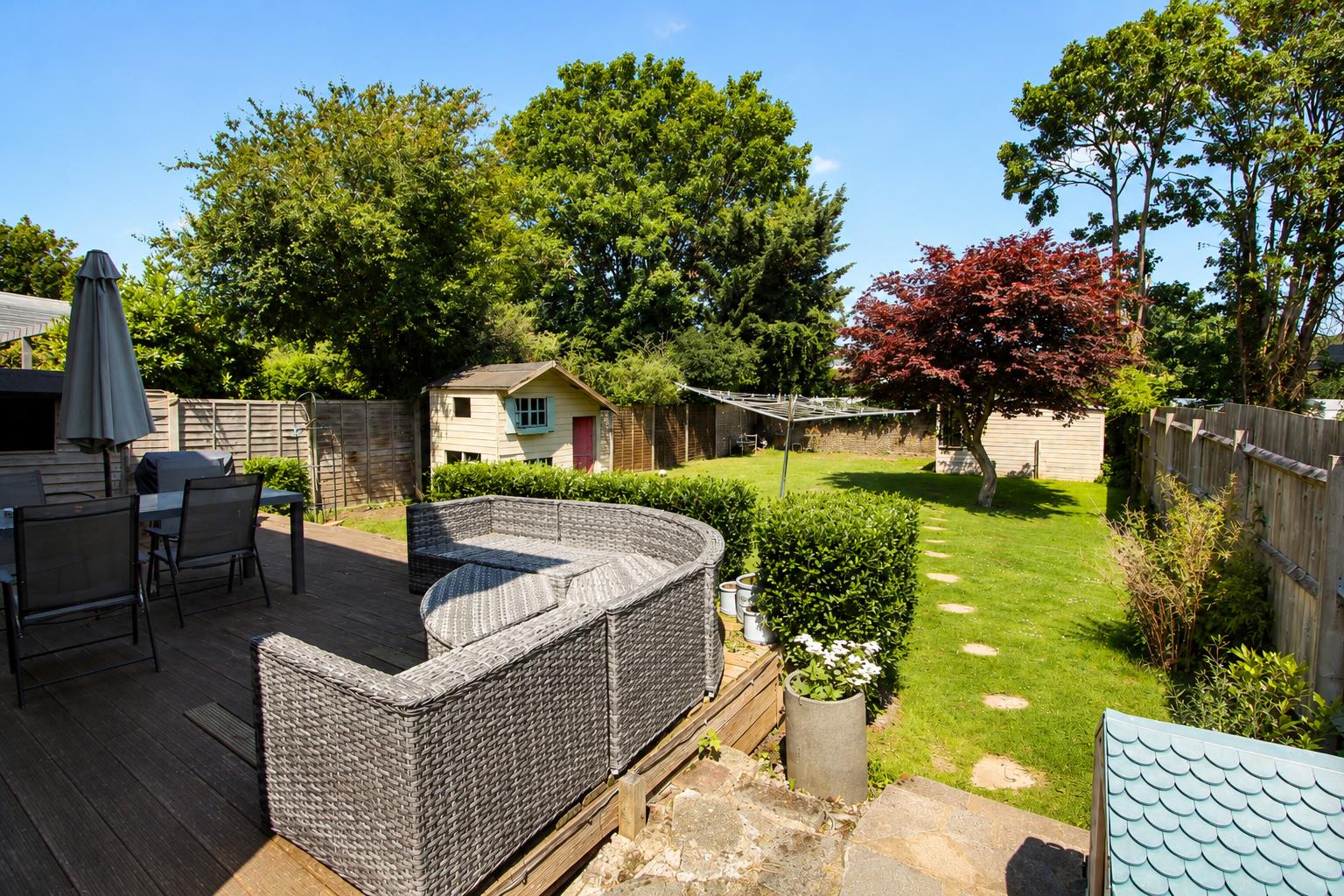 5 bed property in Ross Road, Wallington